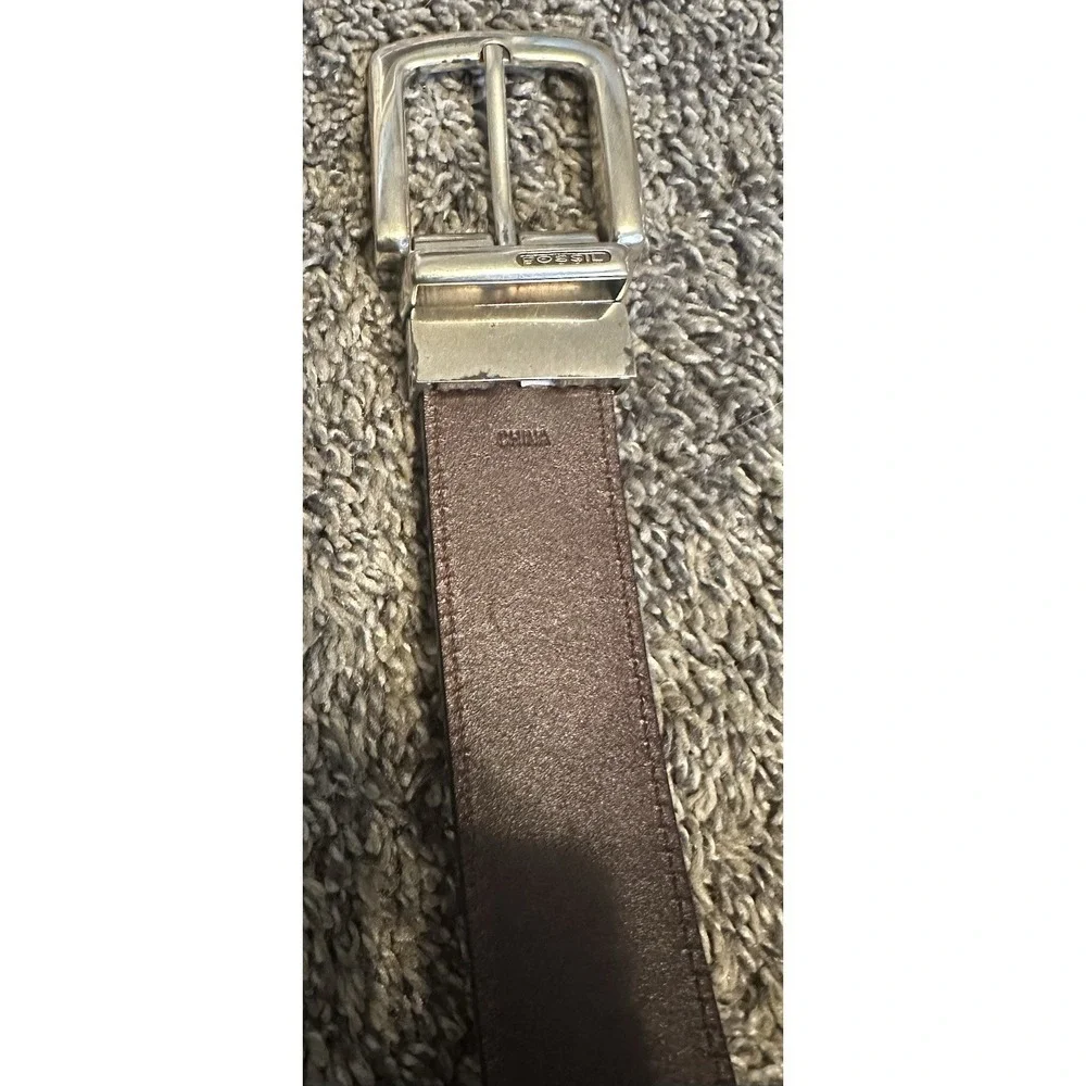 Men's Reversible FOSSIL Distressed Buckle Belt w/ Black/Brown Leather Belt 32